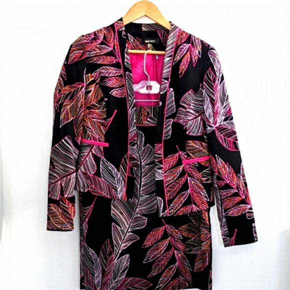LEAFY Skirt Suit | Nine West - Picture 1 of 6